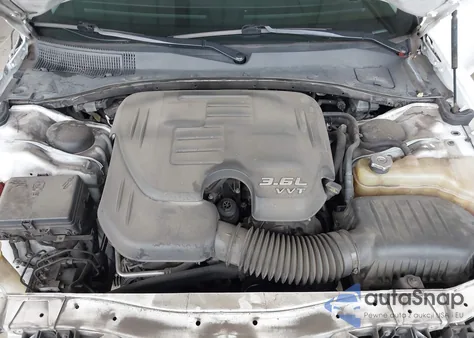 2016 Chrysler 300 Anniversary Edition from USA, damaged, VIN 2C3CCAAGXGH220360